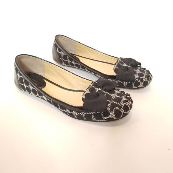 kate spade Shoes - Kate Spade 7.5 polka Dot Flats . Front Bow